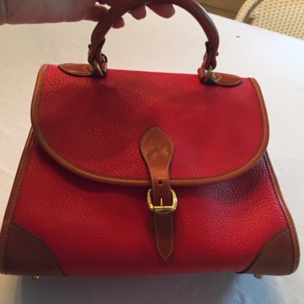 Vintage Red Dooney & Bourke Bag 🥰 - Picture 2 of 5